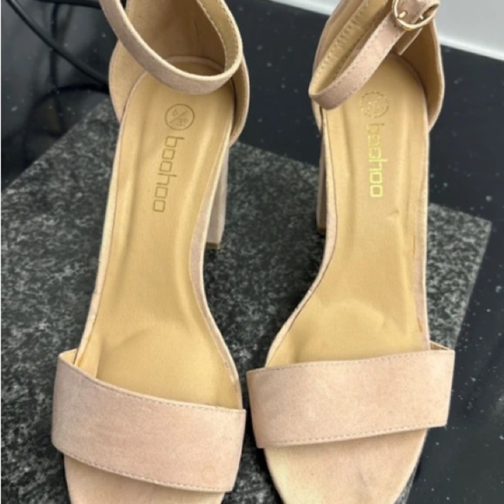 Boohoo Beige Heeled Sandals